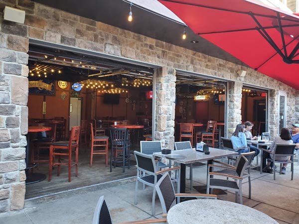 The Shamrock Lounge Outdoor Patio and Live Entertainment