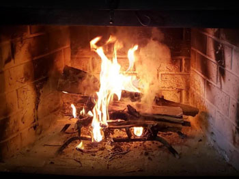 Romantic and Cozy Winter Cabin Rental